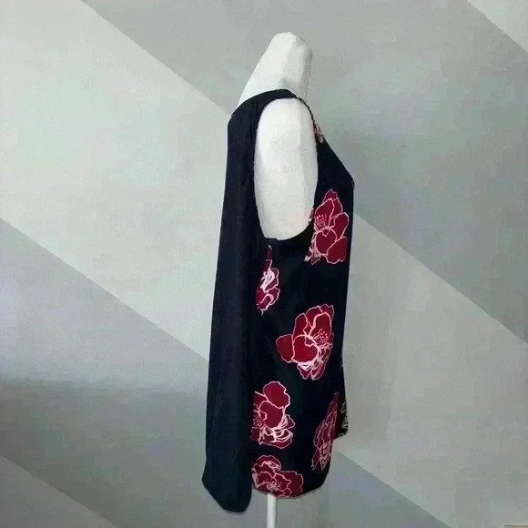Gap Sleeveless Blouse Floral Red and Navy Size XXL - Picture 4 of 9